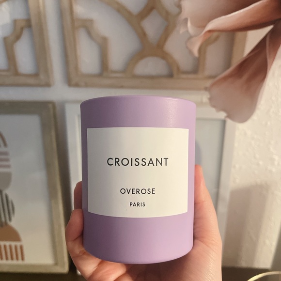 Overose Croissant Candle (NEW) - Picture 1 of 3